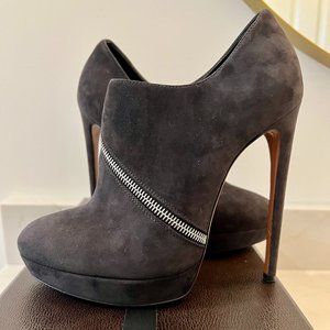 Alaia, Grey Zipper Bootie, Size 39